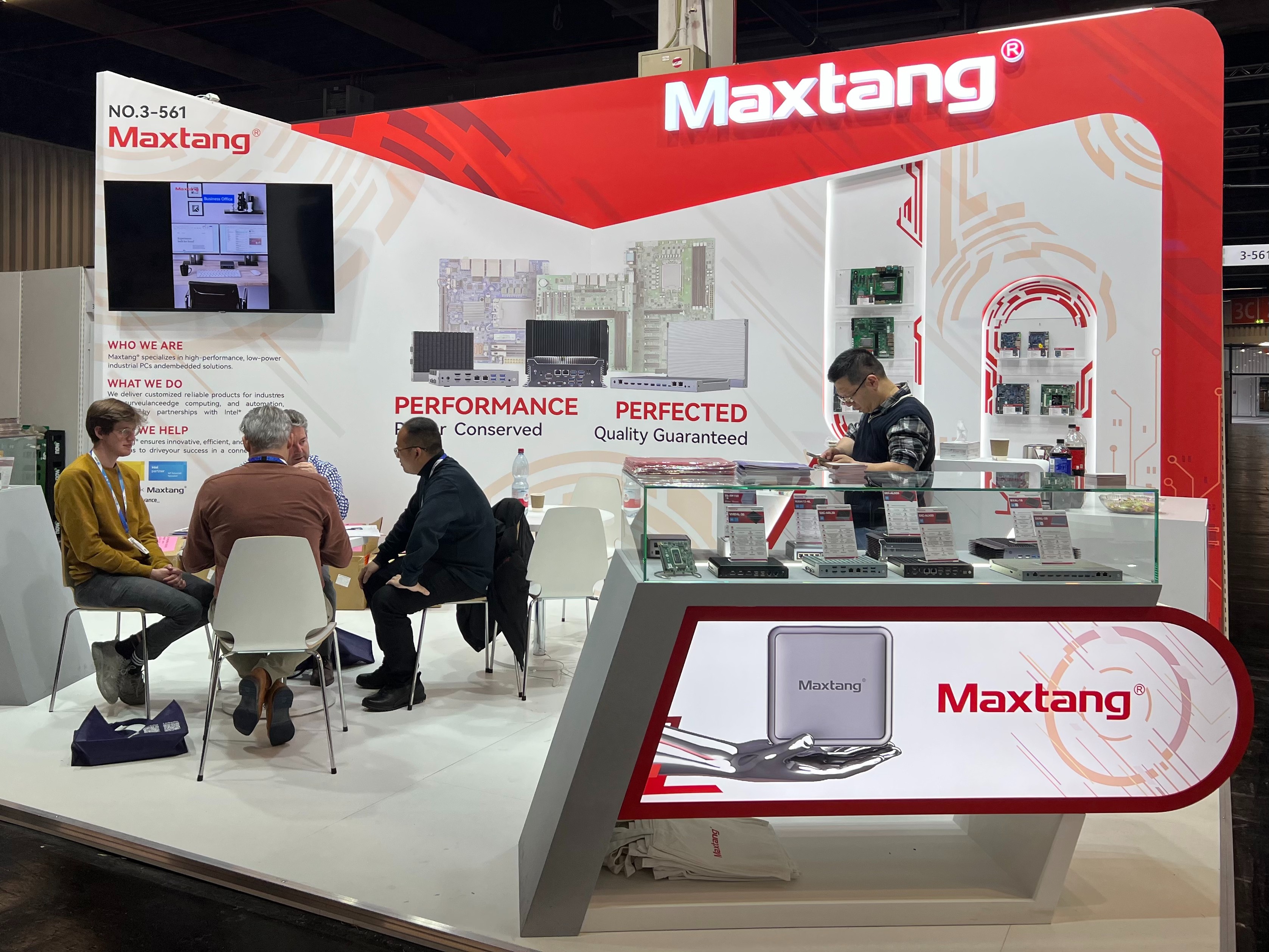 乐玩(中国)计算机闪耀2025德国纽伦堡嵌入式展览会Embedded World
